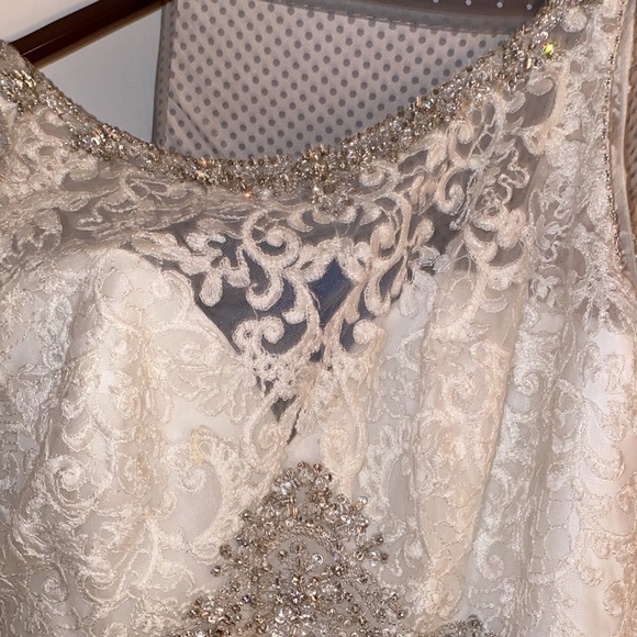 • Mori Lee wedding dress New - Picture 8 of 14